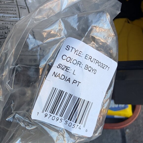 Ski/ Snowboard pants- womens large - Picture 6 of 9